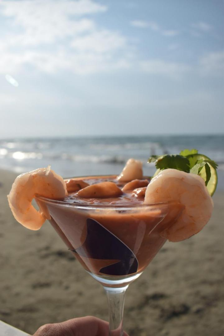 Hotel Playa Tiburon Coveñitas エクステリア 写真